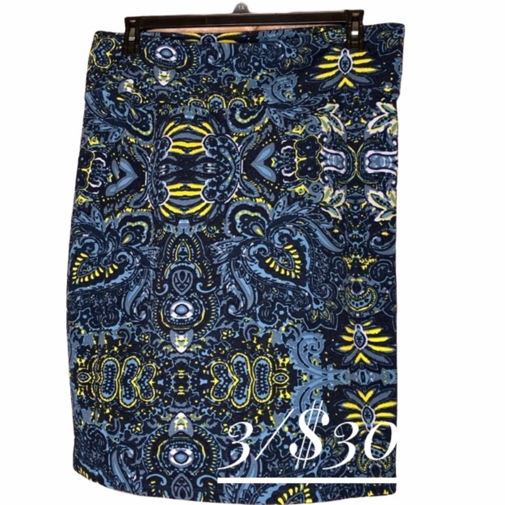 LulaRoe Cassie skirt 2XL straight blue stretch